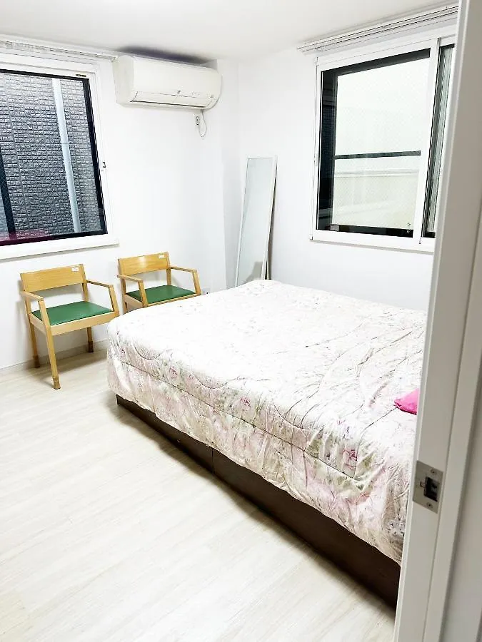 花乃郷 本郷 Apartment Tokyo
