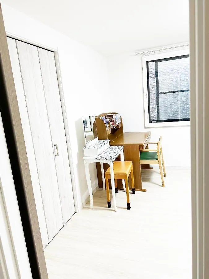 花乃郷 本郷 Apartment Tokyo